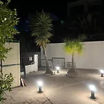 Marina Sea View, Private Pool Peyia