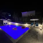 Marina Sea View, Private Pool Vilă *