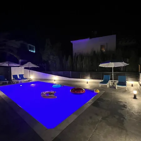 Marina Sea-view Private Pool Willa *