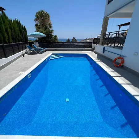 Marina Sea View, Private Pool * Peyia