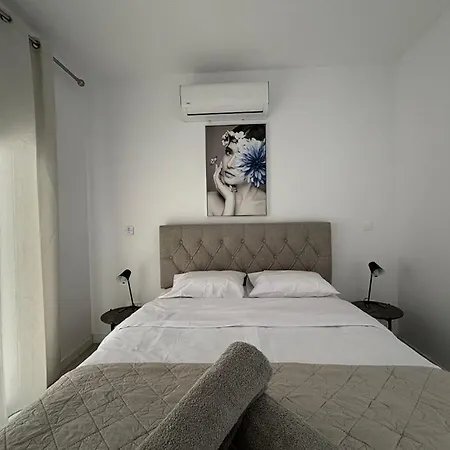 Marina Sea-view Private Pool