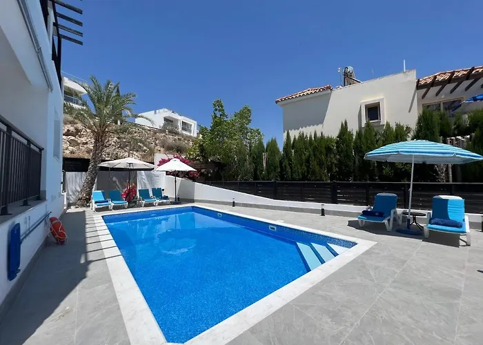 Marina Sea-view Private Pool