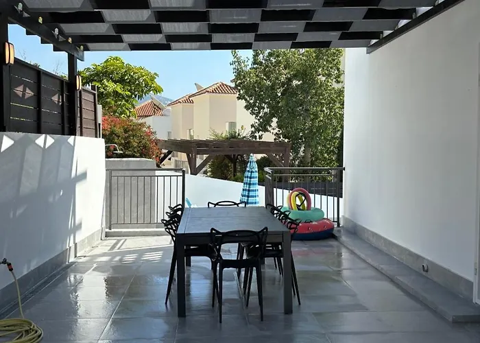 Marina Sea-view Private Pool Villa